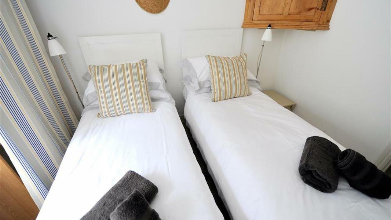 10 Cobb Terrace Villa Lyme Regis Kültér fotó
